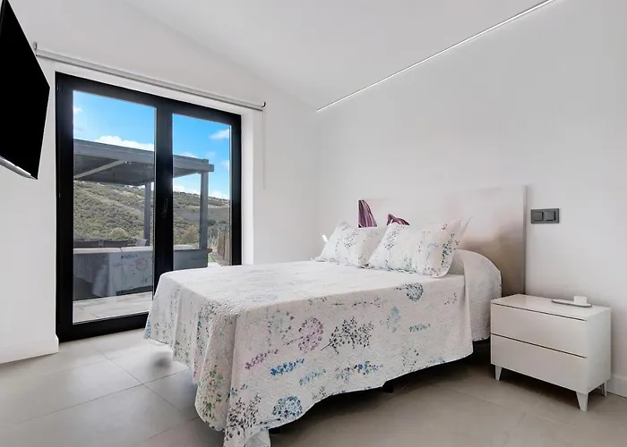 Enora Las Palmas / Gran Canaria